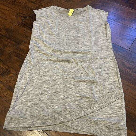 Athleta Short Sleeve Criss Cross Dress In Heather Gray Small - Picture 3 of 4